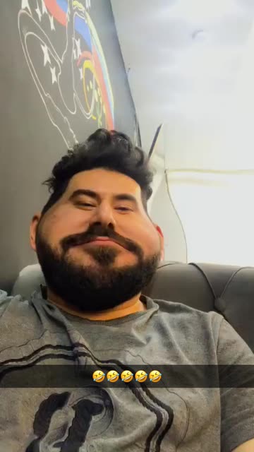 Preview for a Spotlight video that uses the Huge Smile Lens