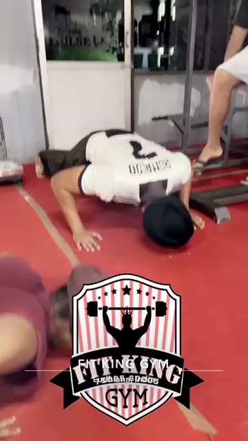Preview for a Spotlight video that uses the fit king gym Lens
