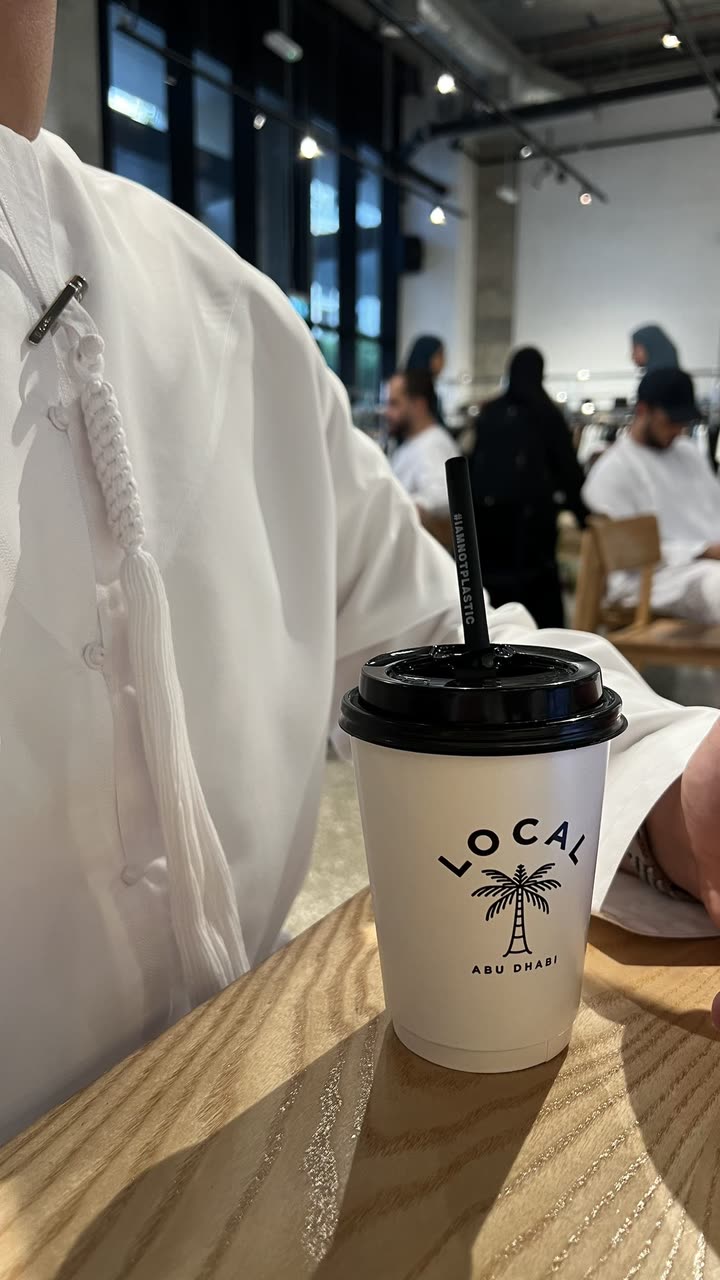 محتوى سناب شات لـ mń