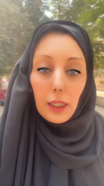 Preview for a Spotlight video that uses the makeup Lens
