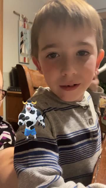 Preview for a Spotlight video that uses the Magic Bull Lens