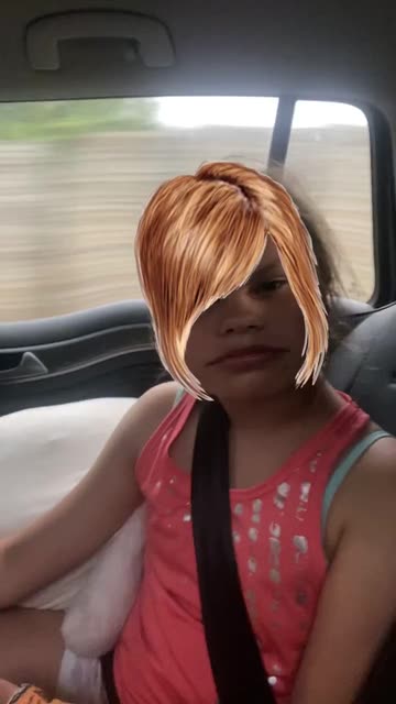 Preview for a Spotlight video that uses the karen Lens