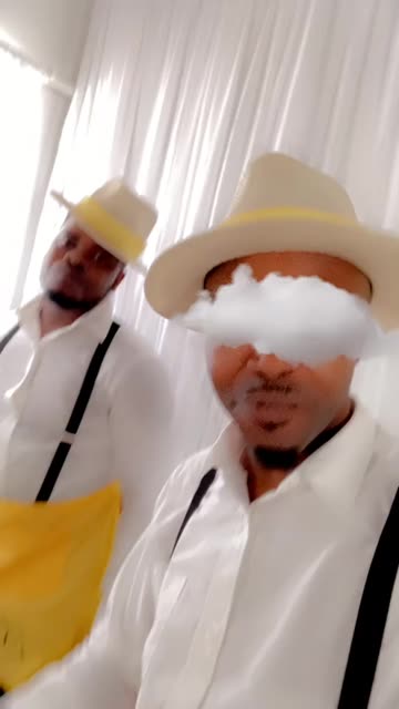 Preview for a Spotlight video that uses the Face Clouds Lens
