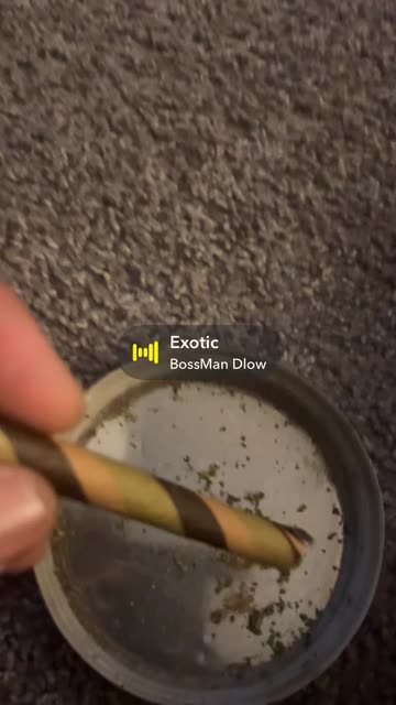 how to roll a spliff with cigarette paper Beginner's Rolling Guide: Master Your Technique