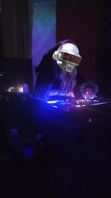 Preview for a Spotlight video that uses the Daft Punk Helmets Lens