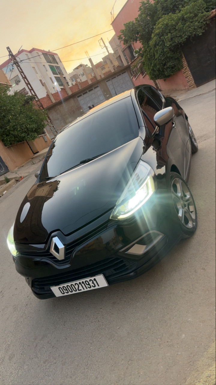 محتوى سناب شات لـ MOKHTAR🇩🇿🦁
