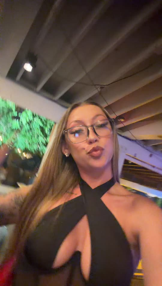 courtney-bee27
