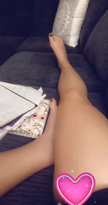 Preview for a Spotlight video that uses the Collage with Heart Lens