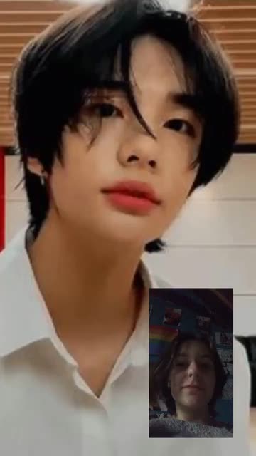 Preview for a Spotlight video that uses the Hyunjin Face Time Lens