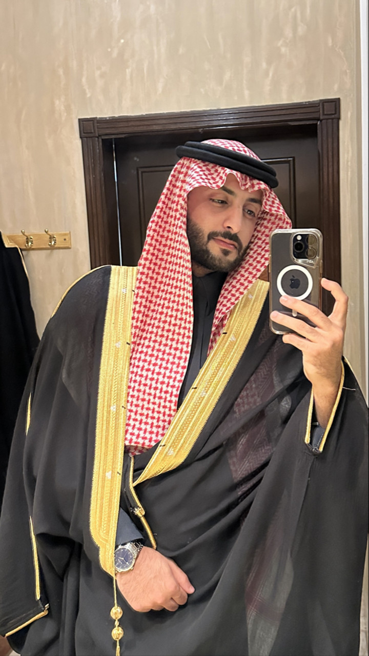 محتوى سناب شات لـ Talal. Q