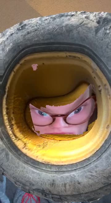 Preview for a Spotlight video that uses the Tire-Face Lens