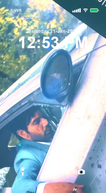 Preview for a Spotlight video that uses the IPHONE LOCKSCREEN Lens