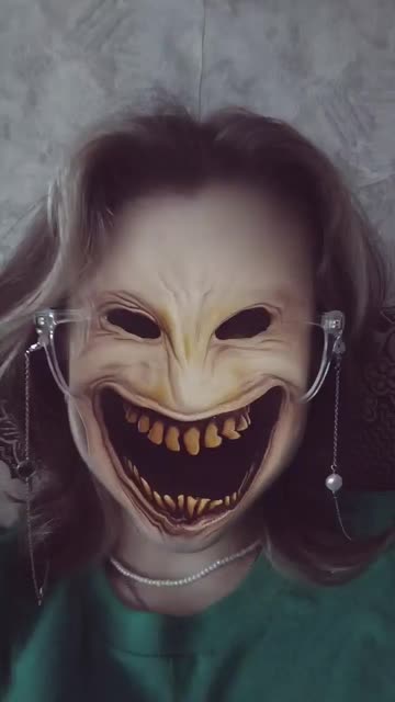 Preview for a Spotlight video that uses the DREAM-SLAYER X5 Lens