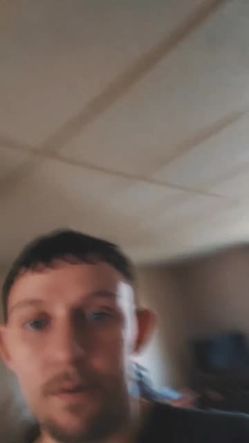 Preview for a Spotlight video that uses the French Beard Lens