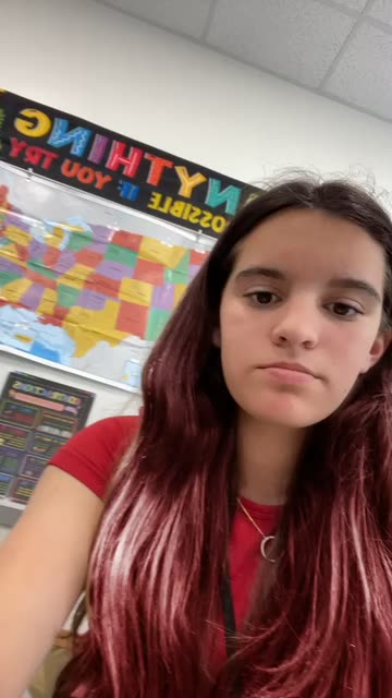 Preview for a Spotlight video that uses the Dark Red Ombre Lens
