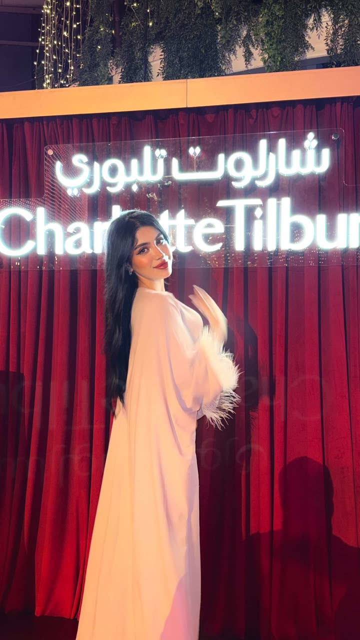 محتوى سناب شات لـ قمر الطائي 🇮🇶🇦🇪