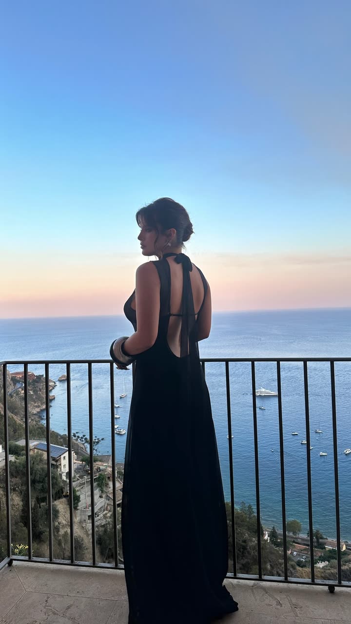 محتوى سناب شات لـ Bella Thorne