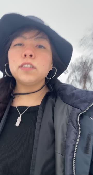 Preview for a Spotlight video that uses the Blush Lens