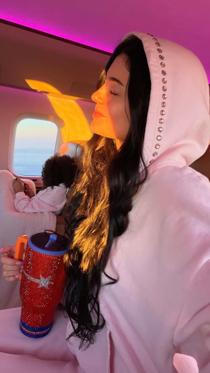 محتوى سناب شات لـ King Kylie 👑