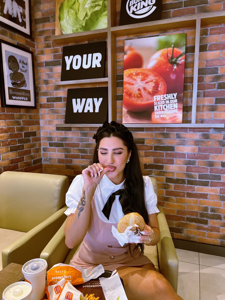 محتوى سناب شات لـ carole atieh