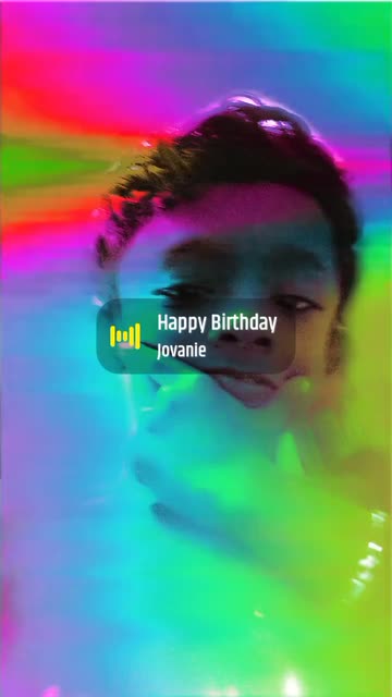 Preview for a Spotlight video that uses the rainbow fade Lens