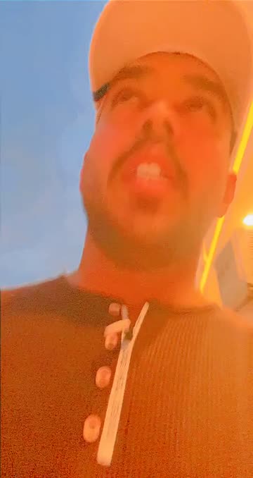 Preview for a Spotlight video that uses the Pastel kit Lens