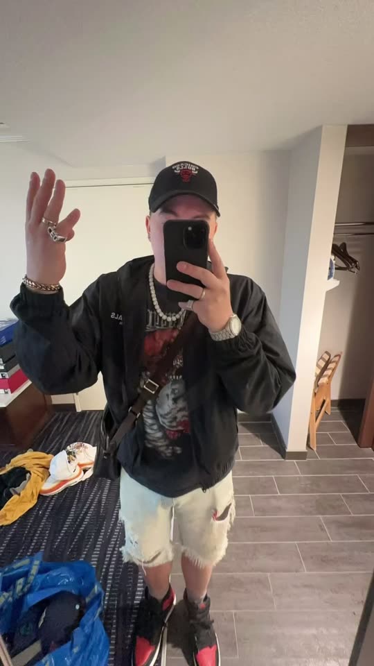 sneakermovesceo