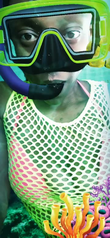 Preview for a Spotlight video that uses the Under the sea Lens
