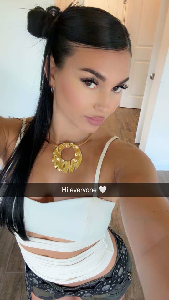 Jade Gentile (@jadegentile28) | Snapchat Stories, Spotlight & Lenses