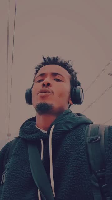 Preview for a Spotlight video that uses the dipesh 3 Lens