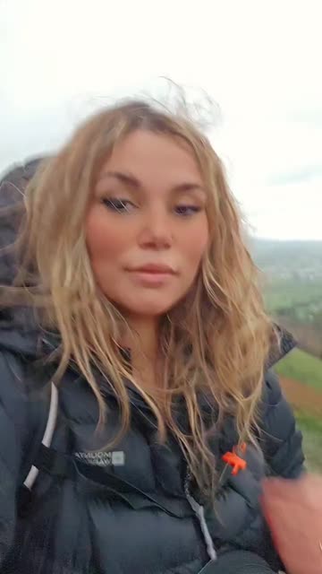 Preview for a Spotlight video that uses the F O Z 7 Lens