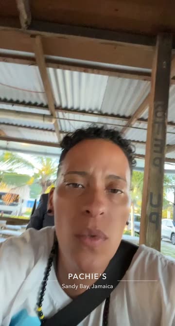 Preview for a Spotlight video that uses the natural catfish Lens
