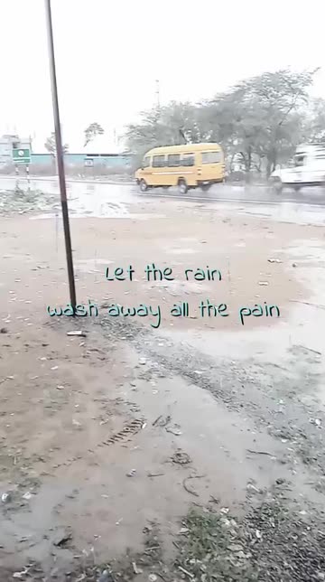 Preview for a Spotlight video that uses the Rainy quotes Lens