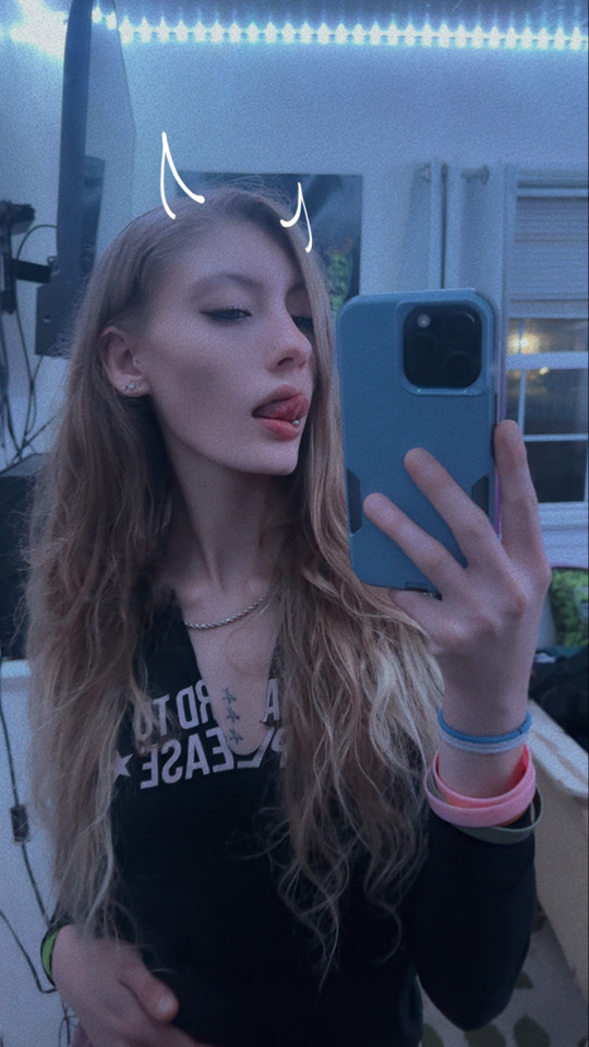 linda.oakley