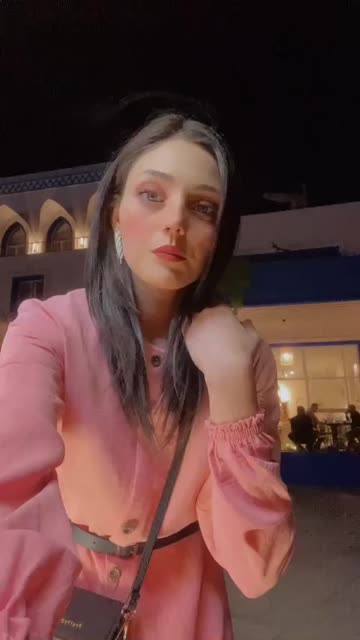 Preview for a Spotlight video that uses the catface Lens