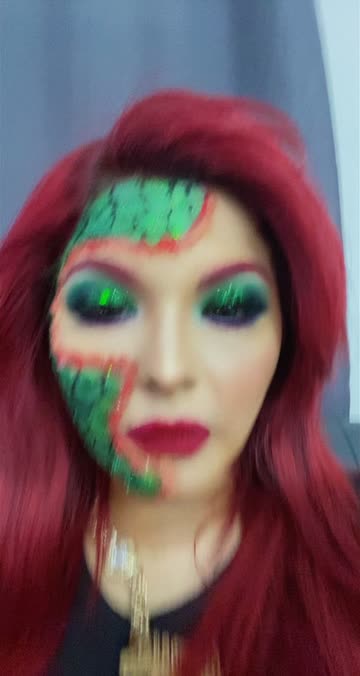Preview for a Spotlight video that uses the Spicy Lens
