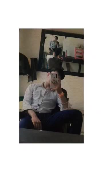 Preview for a Spotlight video that uses the Light Frame Lens