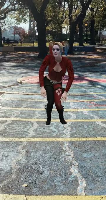 Preview for a Spotlight video that uses the Harley Quinn Dance Lens