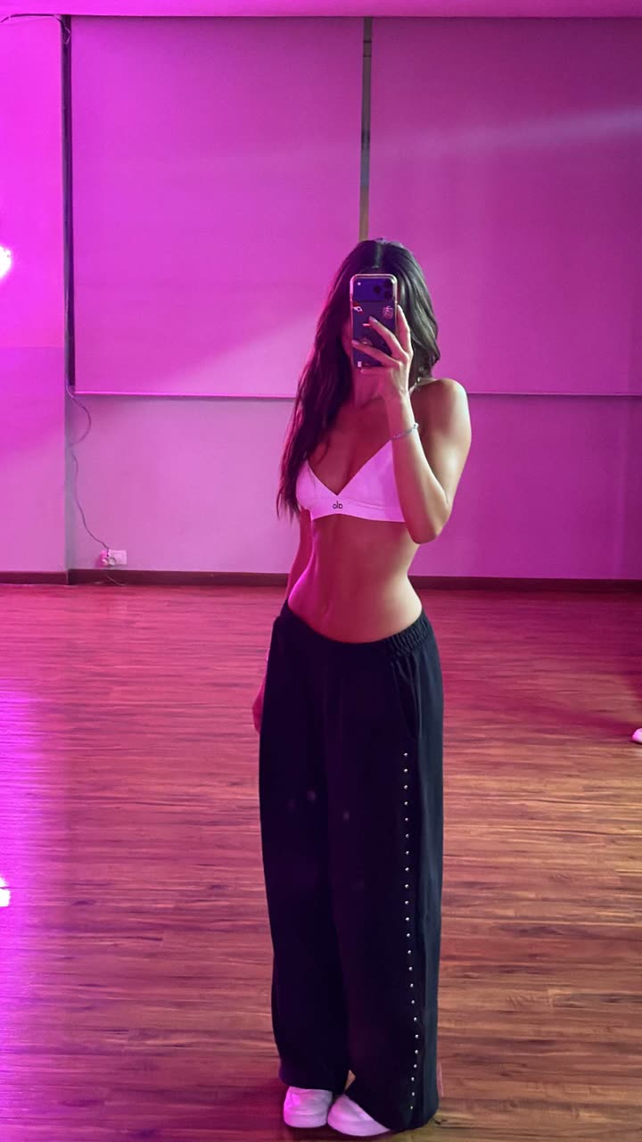 قصة سناب شات للحساب jennychallita رقم 500
