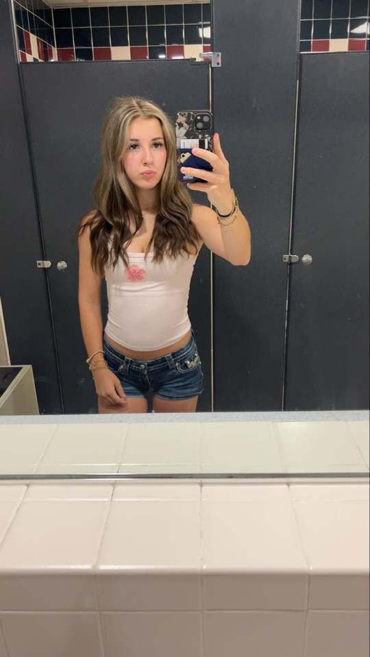 ashlynn-028