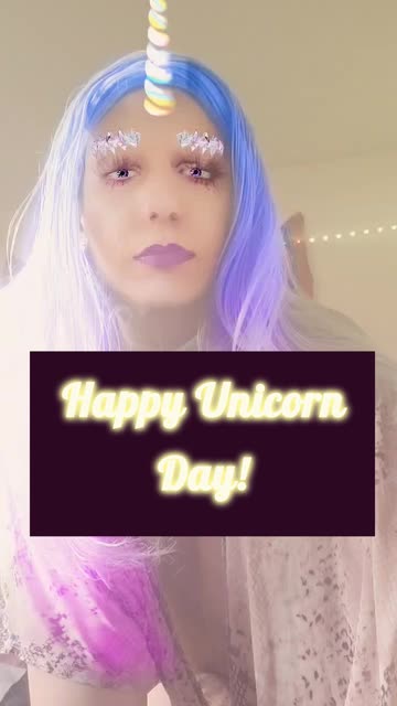 Preview for a Spotlight video that uses the Unicorn Vibes Lens