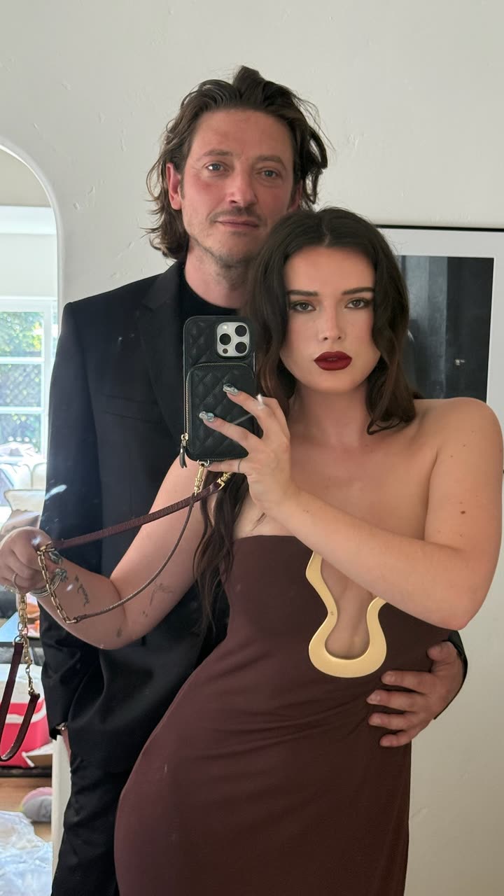 محتوى سناب شات لـ Bella Thorne