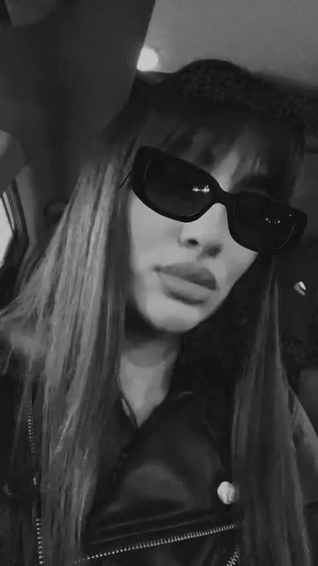 Preview for a Spotlight video that uses the Top Glasses Lens
