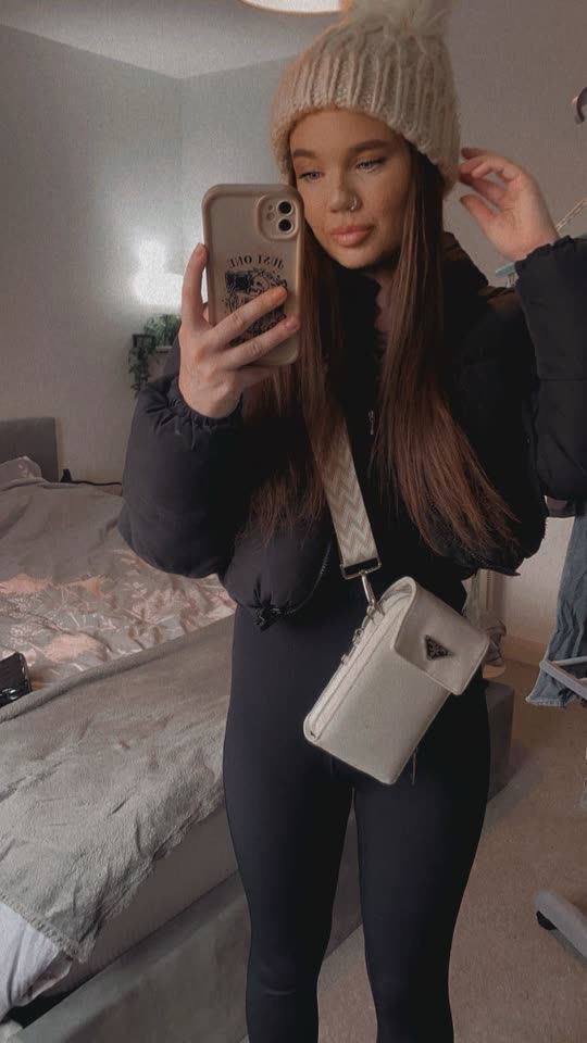 mellyoungg