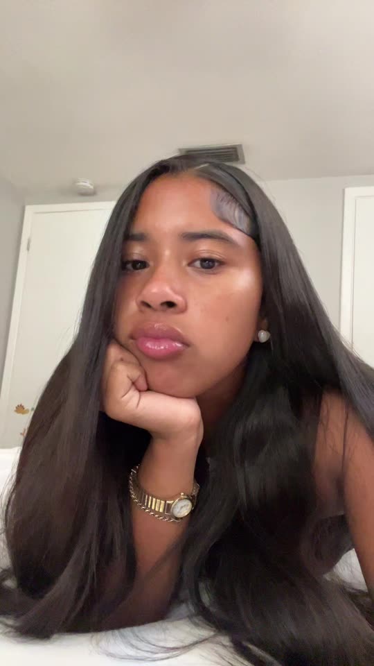 woahhkhloe24