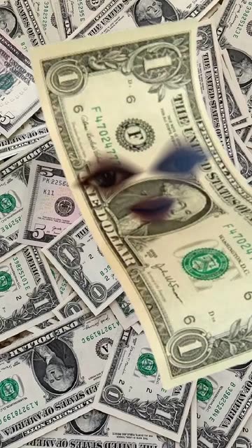 Preview for a Spotlight video that uses the Dollar Lens