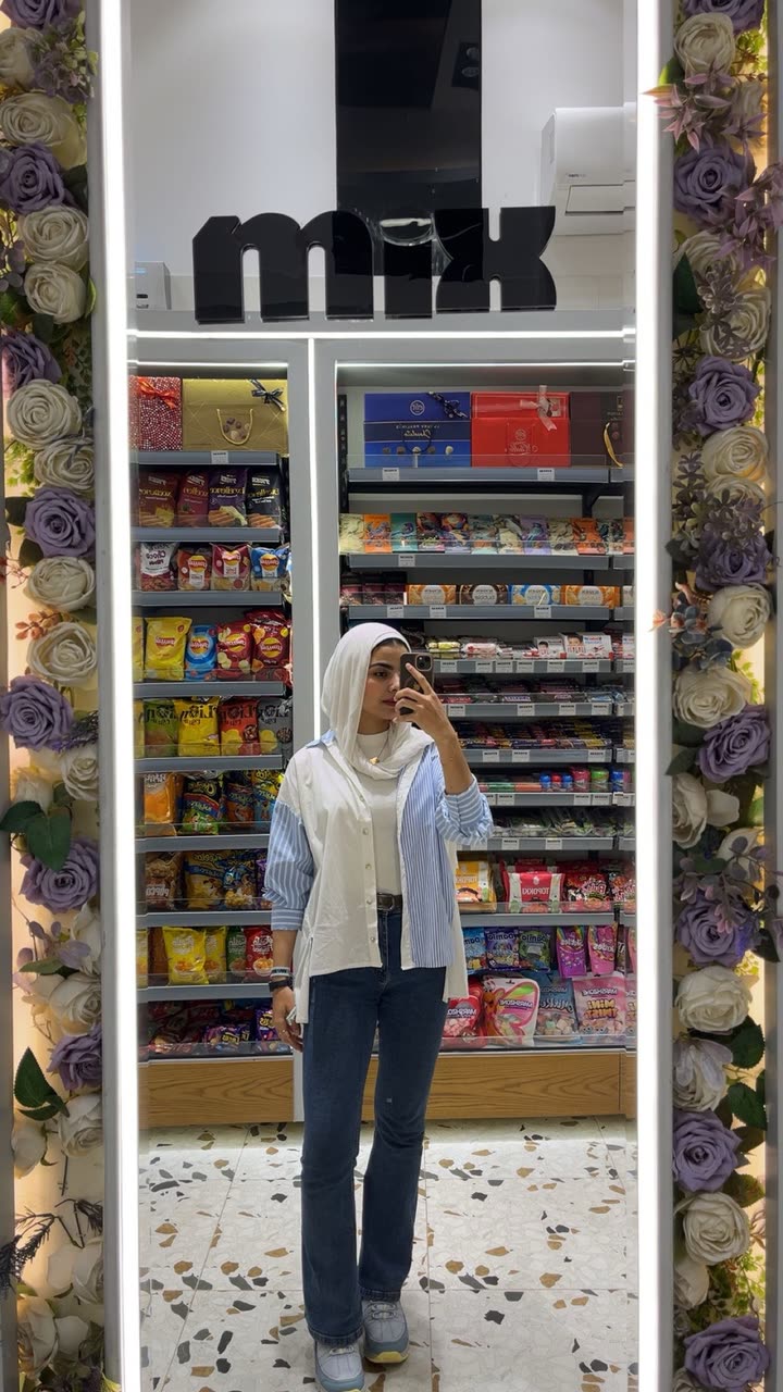 محتوى سناب شات لـ Farah Younis👸🏻.