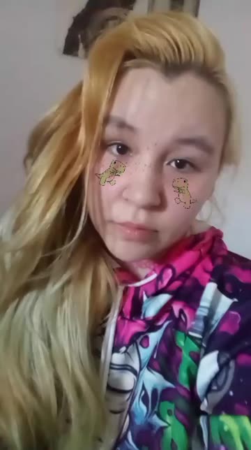Preview for a Spotlight video that uses the baby t-rex w blush Lens