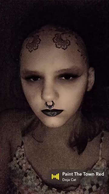 Preview for a Spotlight video that uses the Tattoo Girl Lens