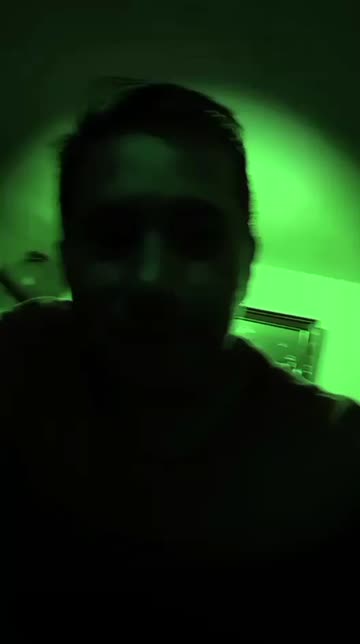 Preview for a Spotlight video that uses the spotlight green Lens
